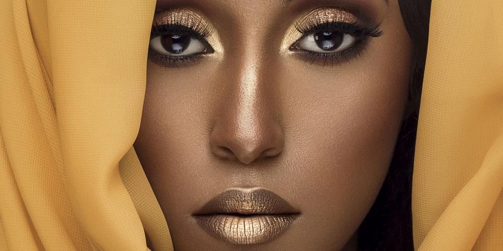 9-Piece Pro Red Face & Eye Makeup Brush Set thumbnail image