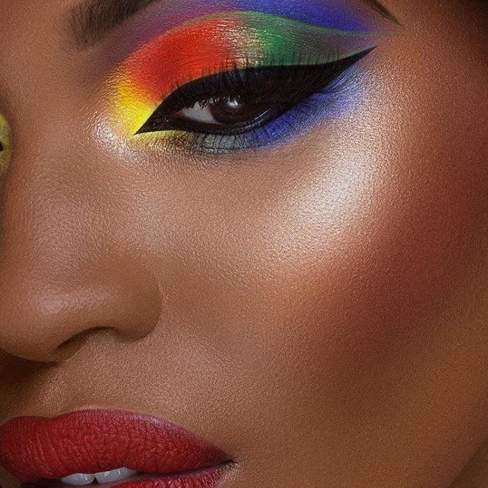 The Royalty I & II Loose Highlighter